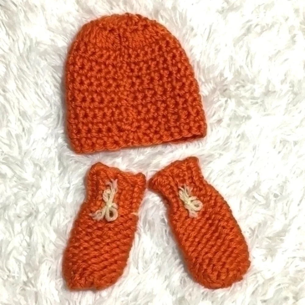 Hand Crocheted Beanie & Bow Mittens-3-6 Months